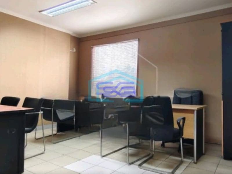 Dijual Ruko Gandeng 5 strategis Gambir Jakarta Pusat 3lantai dan Rooftop Luas Bangunan  1080 m²