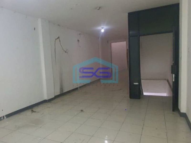 Dijual Ruko Luas Bangunan   200 m² Lokasi di Jembatan Tiga Jakarta Utara