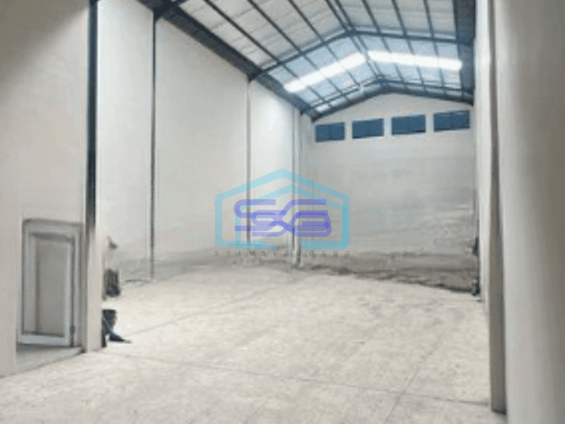 Disewakan Gudang  Ada Kantor Luas Bangunan  288 m² di Poris Tangerang