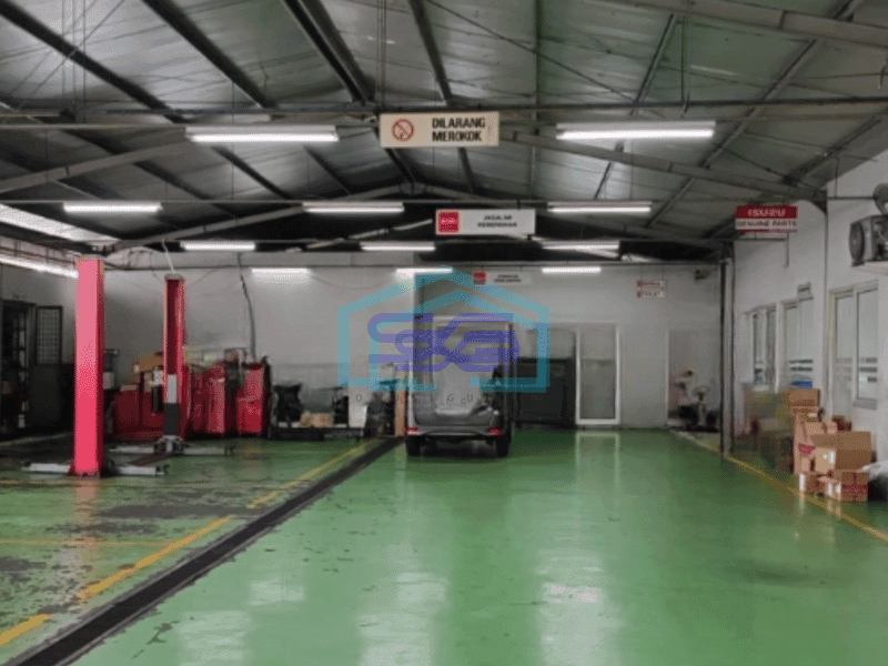Dijual ruang Usaha Gedung Ex Showroom Mobil di Pasar Minggu Jakarta Selatan