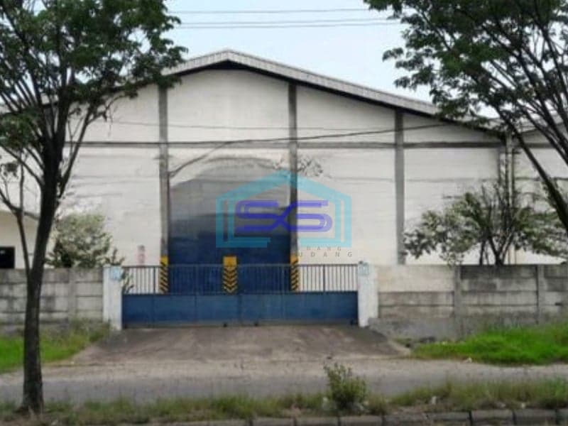 Disewakan Gudang Luas Bangunan 1100 m² Lokasi Surabaya