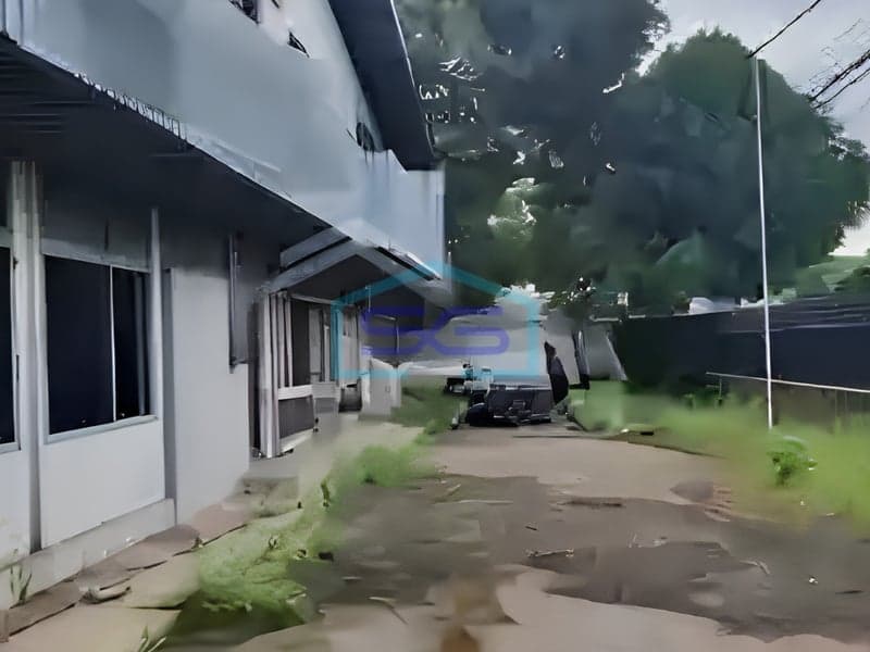 Dijual Gudang di Jalan Jenderal Sudirman Semarang Jawa Tengah Luas Tanah 1500m²