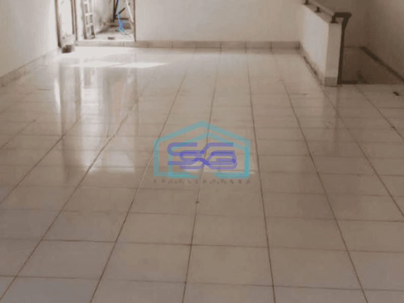 Disewakan Ruko Luas Bangunan  260 m² Hadap Jalan Raya Semanan Jakarta Barat