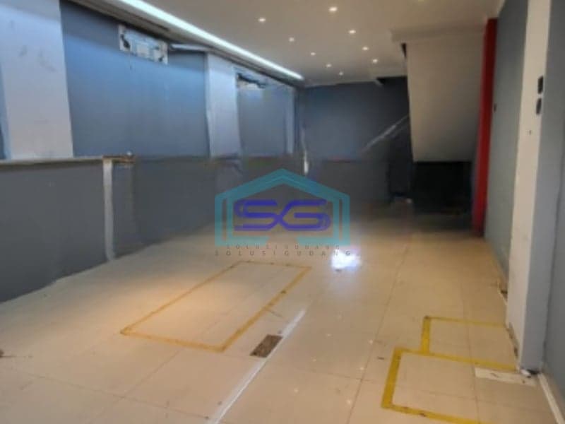 Disewakan Ruko Luas Bangunan 360 m² Lokasi Tebet Jakarta Selatan