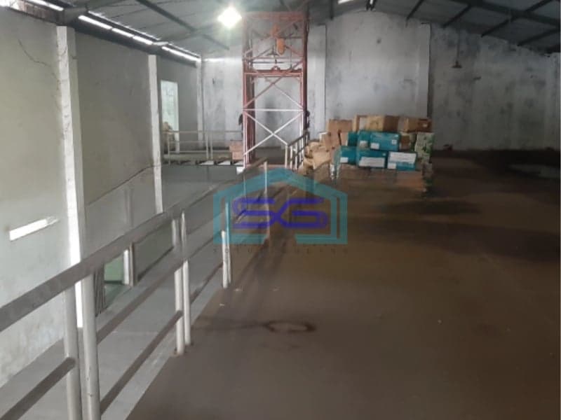 Disewakan Gudang Ada Lift Barang Luas Bangunan 2223 m² Lokasi Depok Sleman Yogyakarta