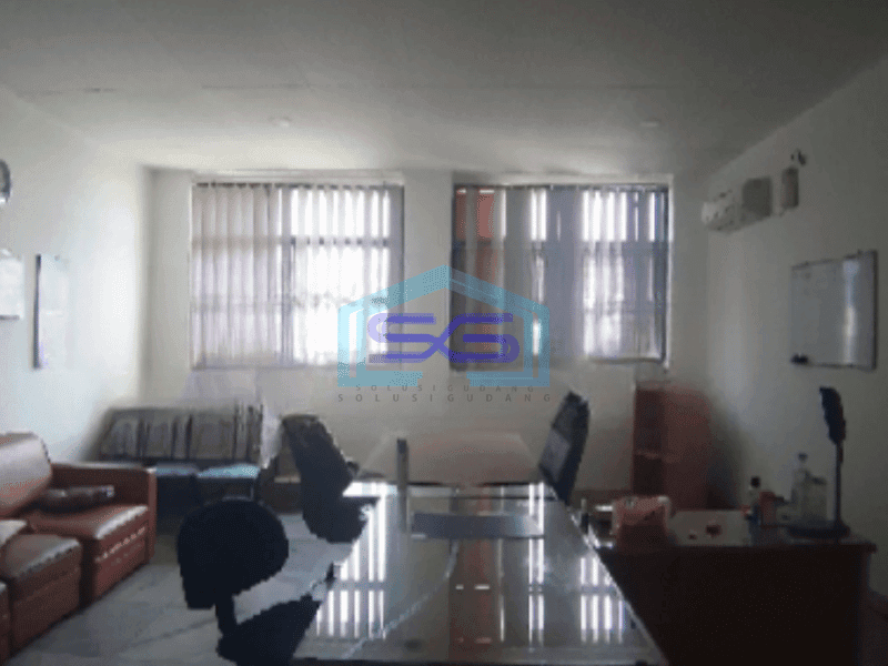 Dijual Ruko Luas Bangunan  650 m² di Pluit Jakarta Utara