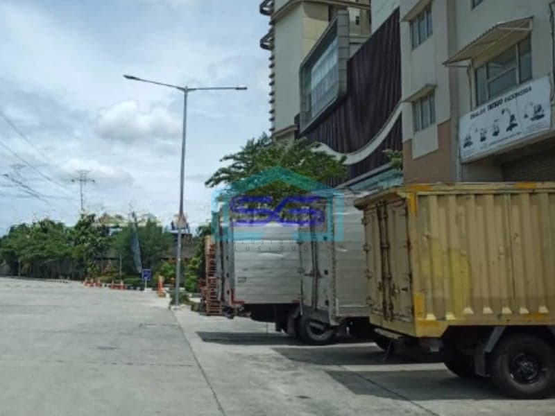 Dijual Gudang dan Kantor Pergudangan Daan Mogot Jakarta Barat Siap Pakai dan Kondisi Bagus LB 584m2
