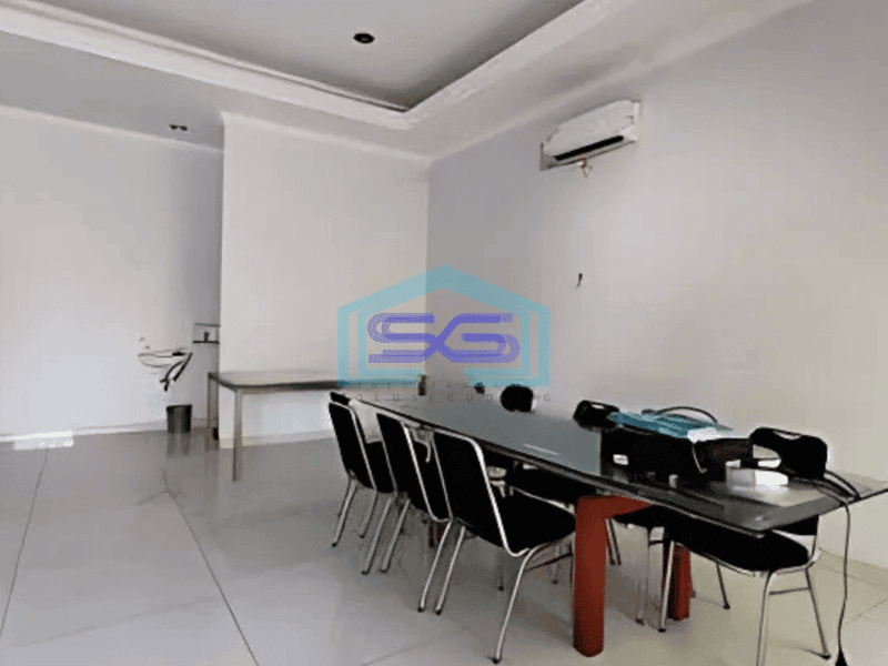 Disewa Gudang Bagus LB 1000 m² di Pergudangan Taman Tekno BSD City