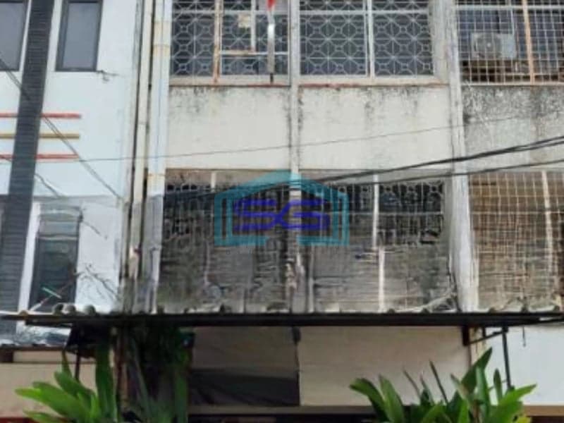 Dijual Ruko 3 Lantai Luas Bangunan 270 m² Lokasi Tanjung Duren Jakarta Barat