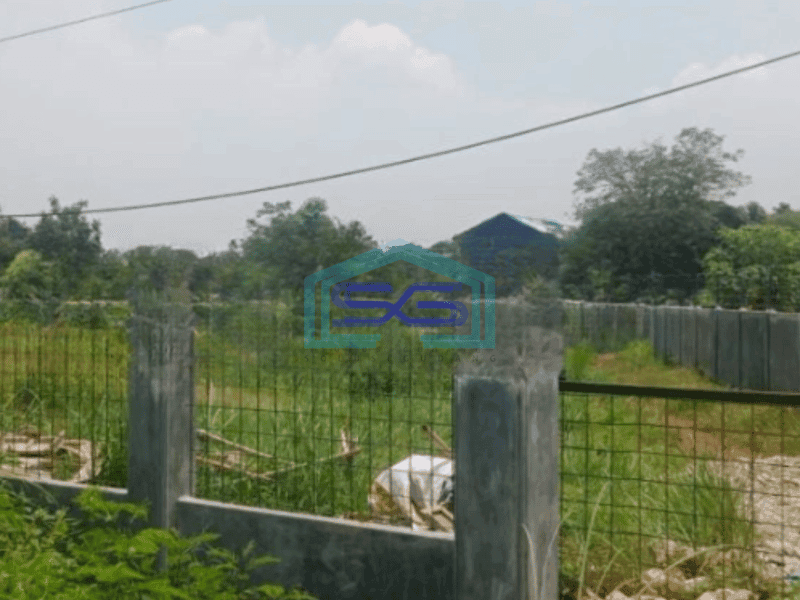Dijual Tanah Luas 4300 m² Lokasi Sangat Startegis di Karawang Barat