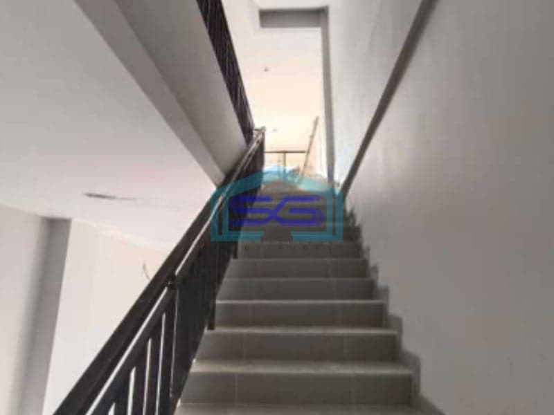 Disewakan Ruko 3 Lantai Luas Bangunan 243m2 di Kosambi Tangerang