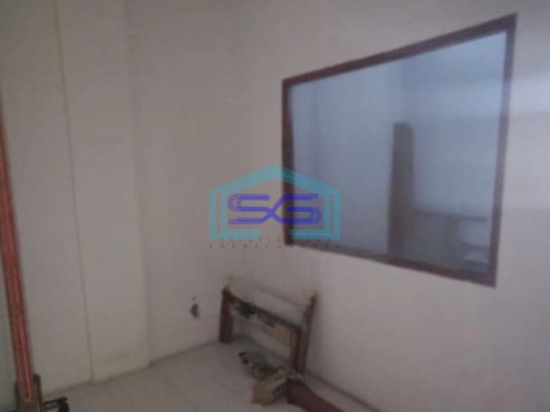 Disewakan Ruko Luas Bangunan 210 m² Lokasi Pluit Jakarta Utara