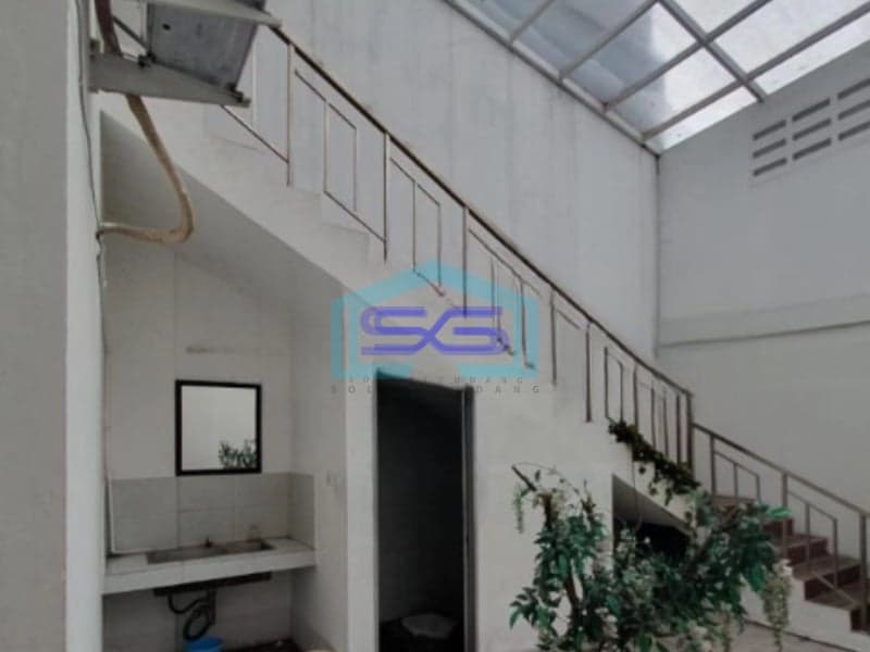 Dijual Ruko 3 Lantai Luas Tanah  198 m² Lokasi Batununggal Bandung