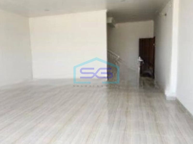 Dijual Gudang Ada Kantor Lokasi Bebas Banjir di Legok Tangerang Banten