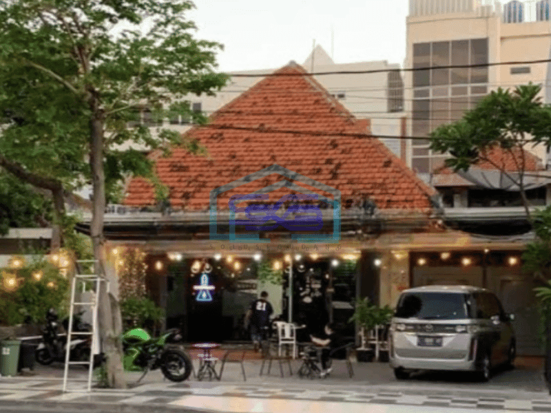 Dijual Ruang Usaha Lokasi Strategis Rumah Pusat Kota Surabaya di Daerah Komersial Ambengan