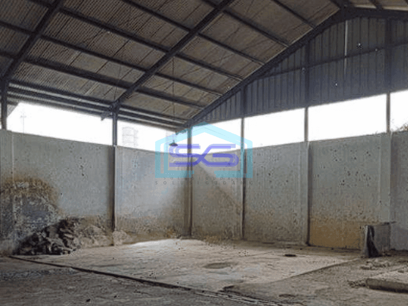 Disewakan Gudang Strategis di Pinggir Jalan Raya Depok LT 650m2