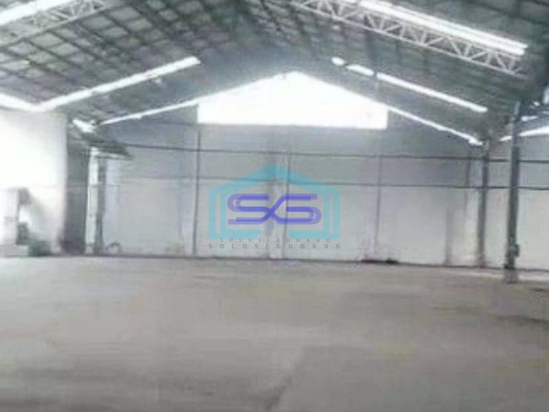 Disewakan Gudang Ada Kantor ex Karoseriwan di Cibinong Bogor Luas Tanah 4800m2