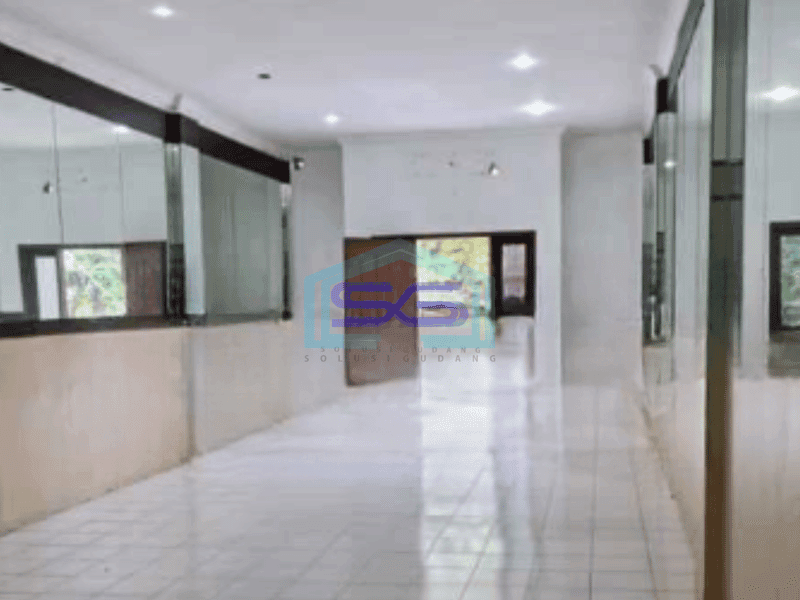 Disewakan Ruko 3 Lantai Luas Bangunan 283 m2 Lokasi Surabaya Kota