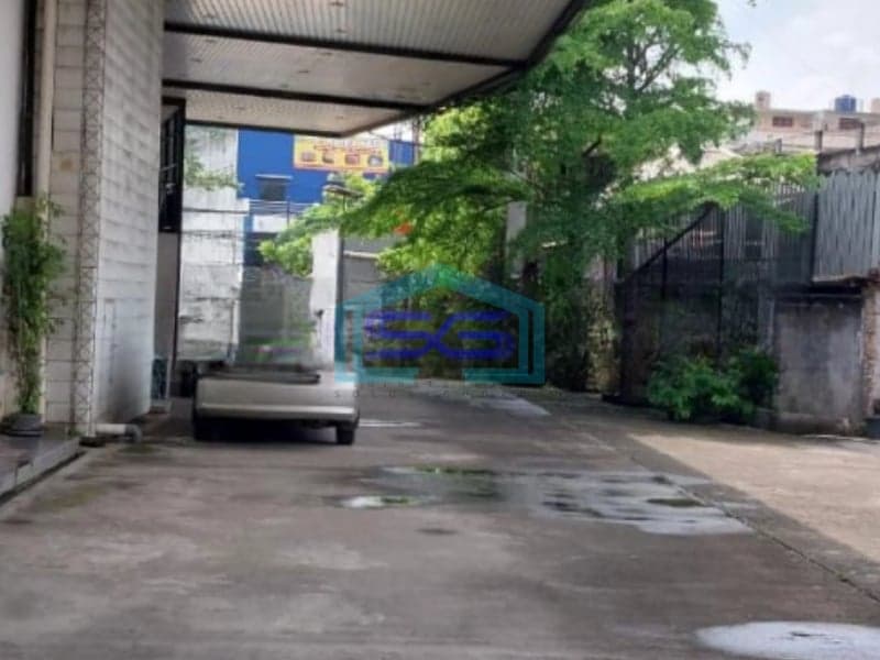 Dijual Gudang Sudah Renovasi SHM Luas Tanah 3700m2 di Jakarta Timur