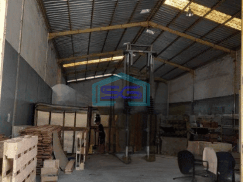Disewakan Gudang Akses Container 20 Feet di Cipondoh Tangerang Luas Tanah  360 m²