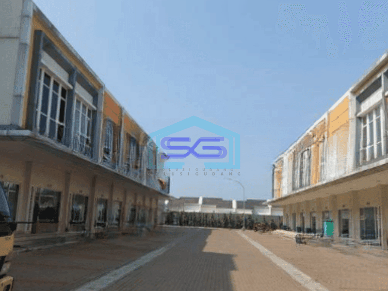 Dijual Ruko Rapi Lokasi Strategis di Summarecin Emerald Karawang Luas Bangunan  120 m²