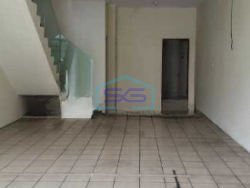 Disewakan Ruko 3 Lantai Lokasi Sangat Strategis di Daerah Serpong Tangerang Selatan