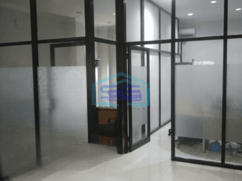 Disewakan Gudang 2 Lantai Luas Tanah  568 m² di Condong Catur Sleman
