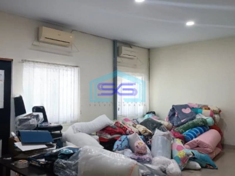 Disewakan Gudang Luas Tanah 1800 m² Lokasi Bebas Banjir di Bekasi