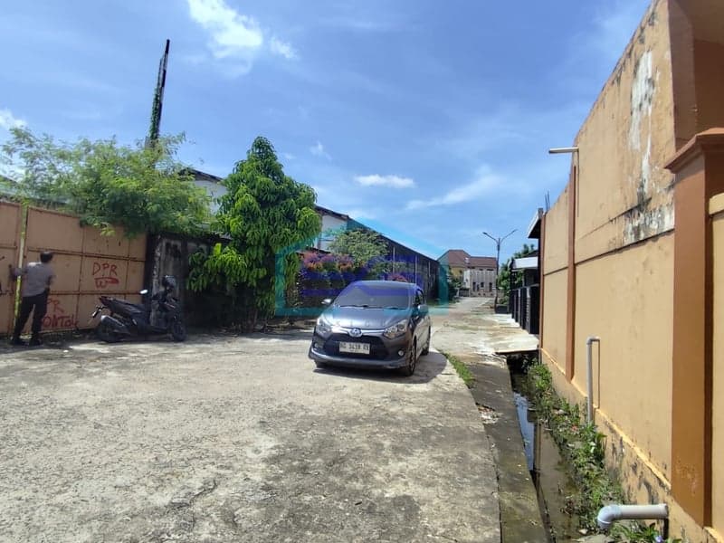 Spacious Warehouse for Sale in Palembang City, South Sumatra Land Area 4045 sqm