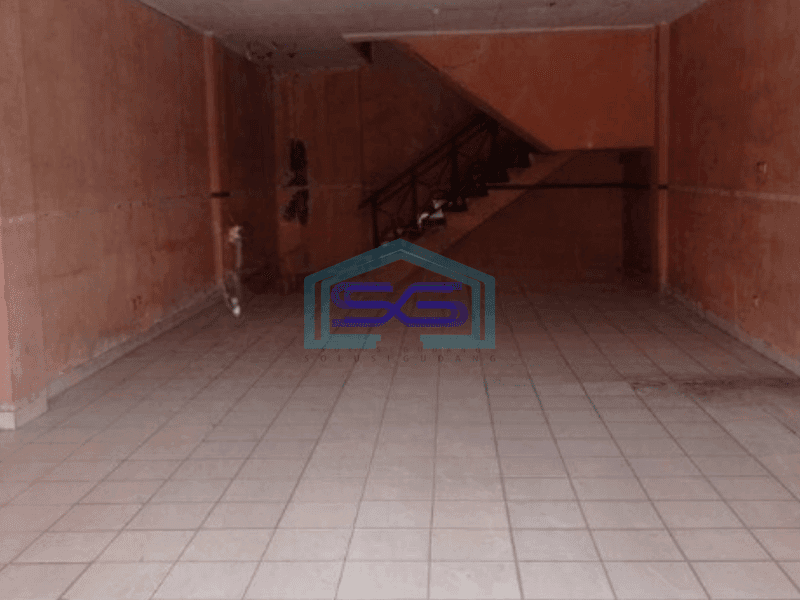 Dijual Ruko Lokasi Ramai Siap Huni di Komplek Mall Transmart Cikokol Tangerang