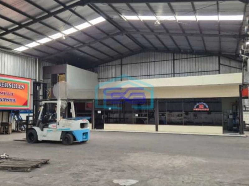 DIjual Gudang Bagus dan Office Siap Pakai Akses 40 Feat Container CIleungsi Bogor Luas Bangunan  3500 m²