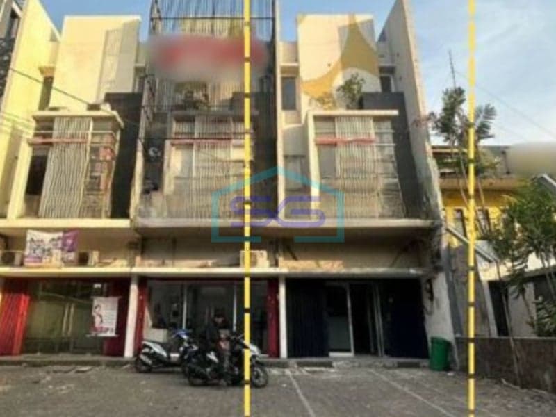 For Rent 3-Story Shophouse 300 sqm Building Area in Rungkut Surabaya
