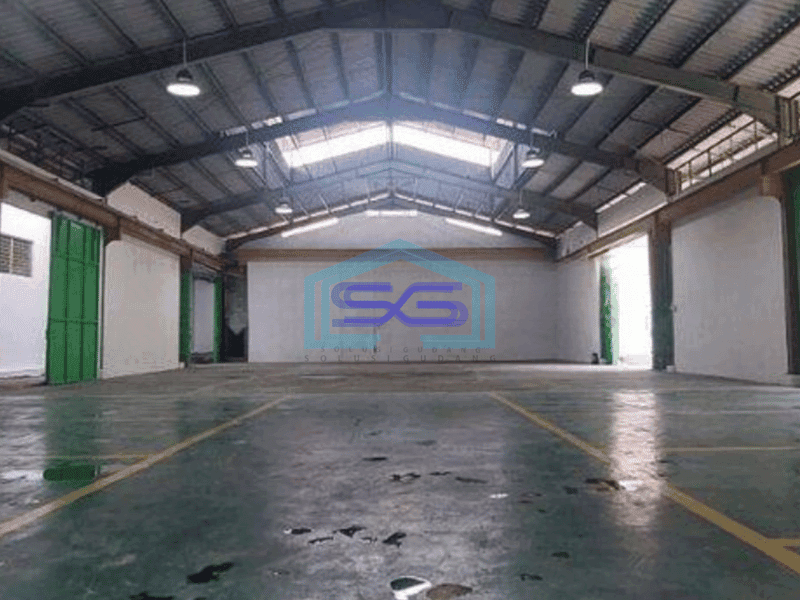Disewakan Gudang Siap Huni Lokasi Pinggir Jalan Utama Cakung Jakarta Timur LT 5000m2