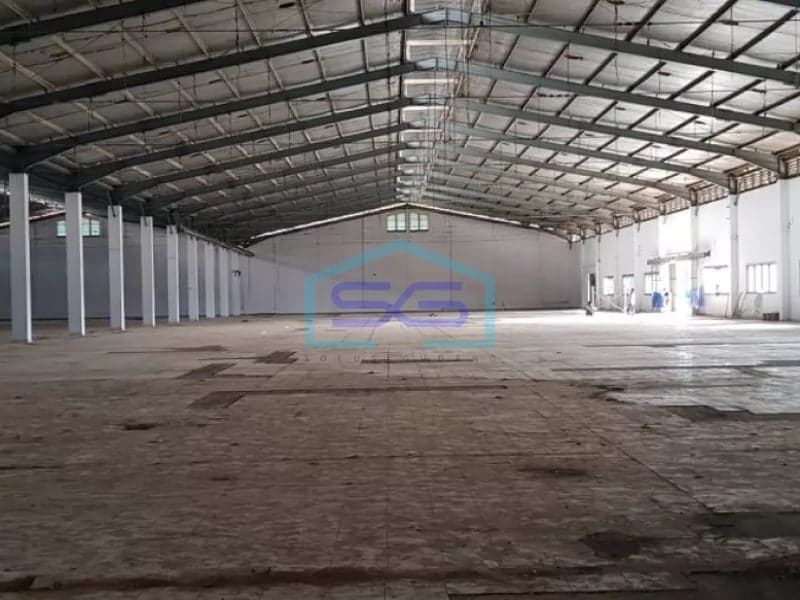 Disewakan gudang di Cakung luas bangunan 6000 meter