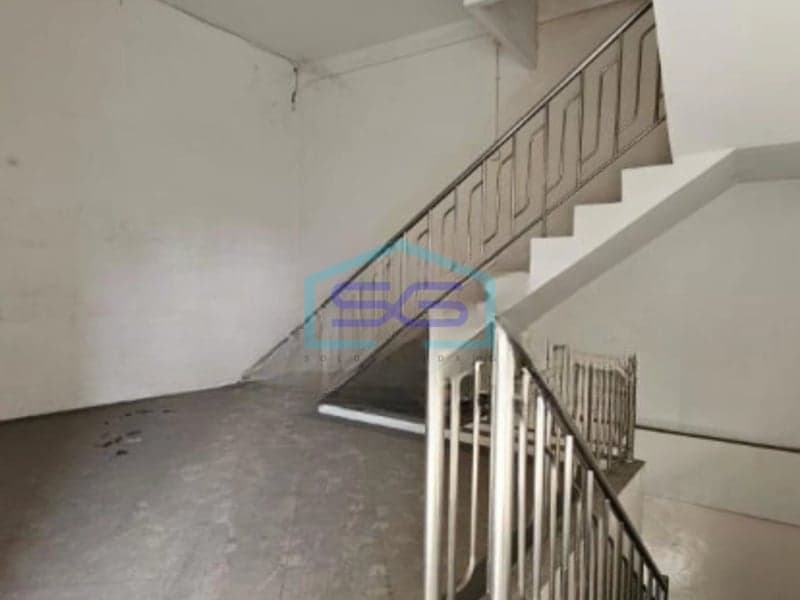 Dijual Ruko Bebas Banjir Luas Bangunan 200 m² Lokasi di Surakarta