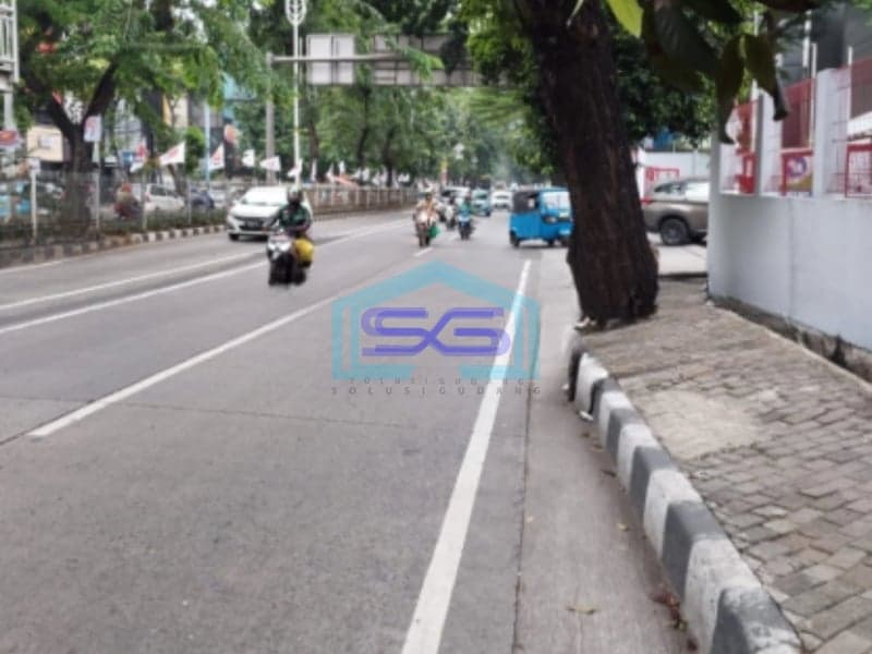 Dijual Bangunan Ex Bengkel Hitung Tanah, Strategis Di Tanah Kusir Jakarta Selatan