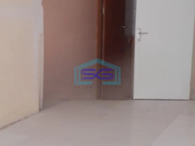 Dijual Ruko 3 Lantai Luas Bangunan 215 m² Lokasi Tamansari Jakarta Barat