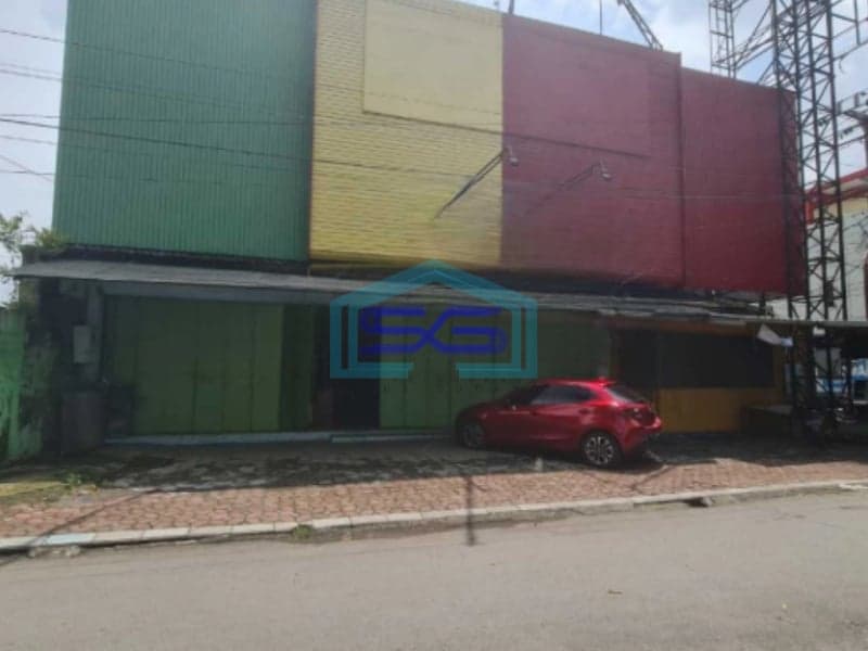 Dijual Ruang Usaha Lokasi Strategis, Ramai Di Tengah Solo Luas Bangunan 500m2