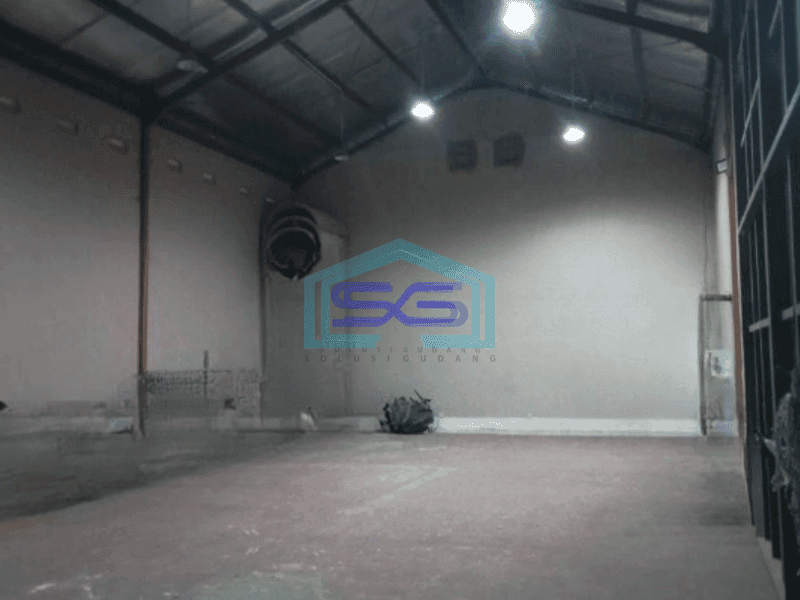 Dijual Gudang Akses Container 40 Feet di Balaraja Tangerang Luas Bangunan 300 m²