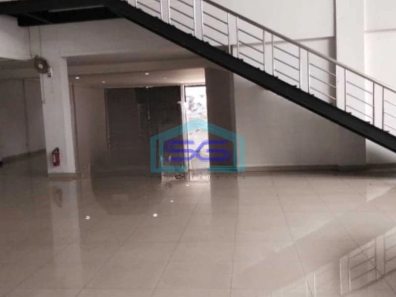 Disewakan Ruang Usaha Luas Bangunan  1472 m² Lokasi Fatmawati Jakarta Selatan