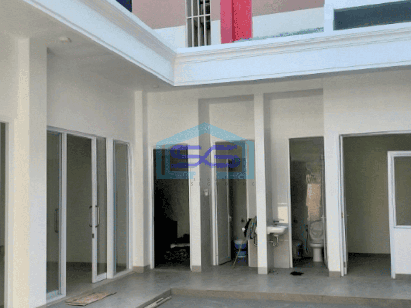 Disewakan Ruko Baru Luas Tanah 325 m² di Mangkubumen Solo