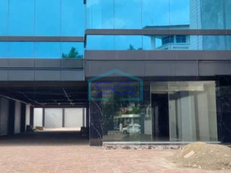 Commercial Space for Sale Land Area 1075 sqm Located in Menteng Central Jakarta