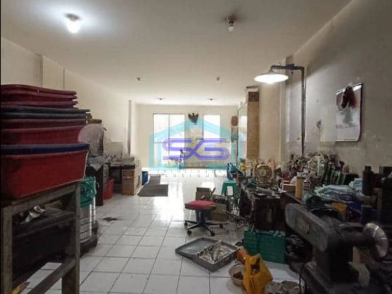 Dijual Ruko 3.5 Lantai Taman Palem Jakarta Barat LT 68m2