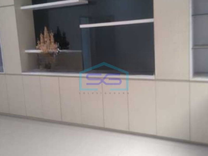 For Sale: Commercial Shophouse, 300 sqm Building Area, West Jakarta Location