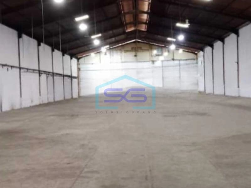 Disewakan Gudang Akses Container 40 Feet Luas Bangunan 8250 m² di Kosambi Tangerang