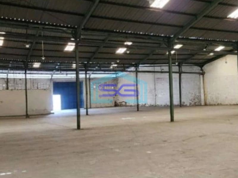 Disewakan Gudang Ijin Industri Siap Pakai di Margomulyo Surabaya Luas Bangunan 2500m2