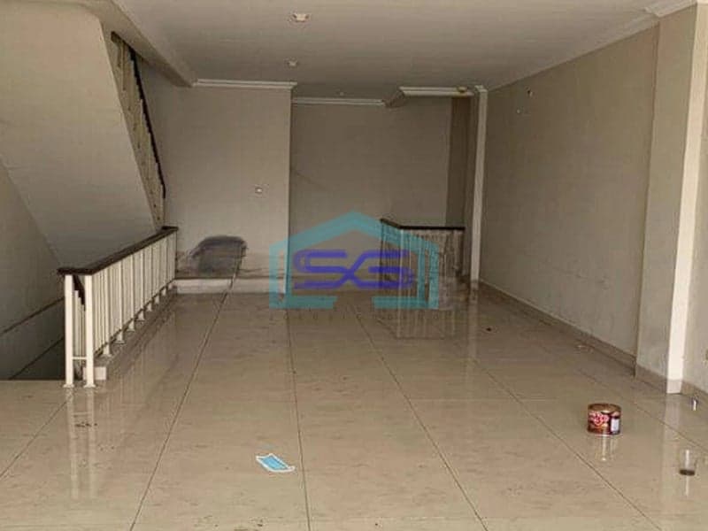 Disewakan Ruko Gandeng Dua di Sedayu Square Cengakreng Jakarta Barat LB 450m2
