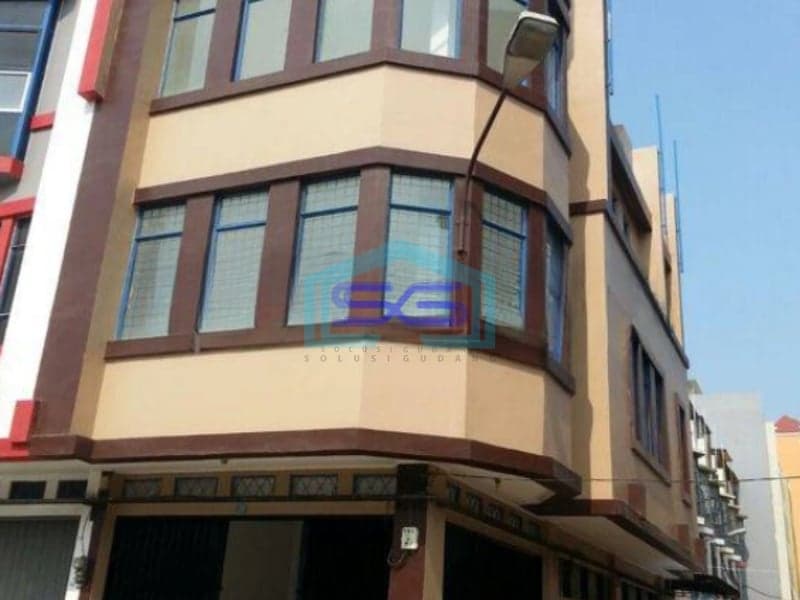 Dijual Ruko di Taman Palem Lestari Blok P Cengkareng Jakarta Barat LB 150m2