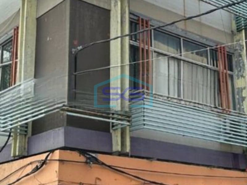 For Sale: Commercial Shophouse, Building Area 262 m², Located in West Jakarta