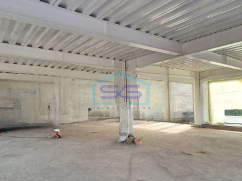 Disewakan Ruko Bebas Banjir Luas Tanah 417 m² Lokasi di Jakarta Barat